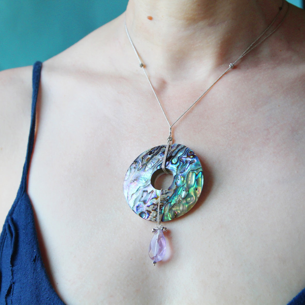 Ciondolo Phi Abalone ametista