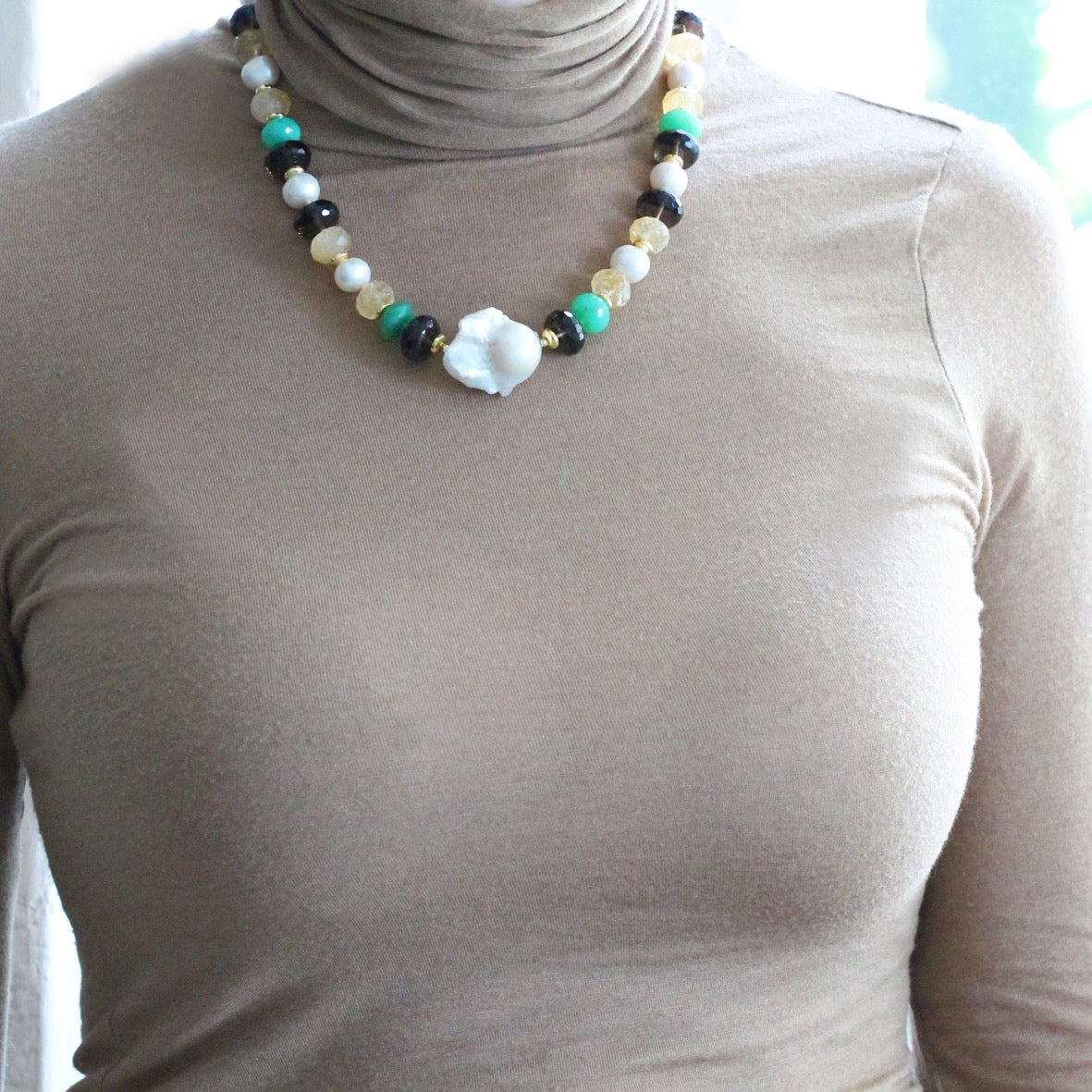 Collana perle e quarzi