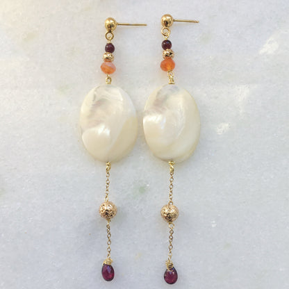 Orecchini madreperla lunghi