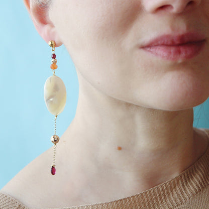 Orecchini madreperla lunghi