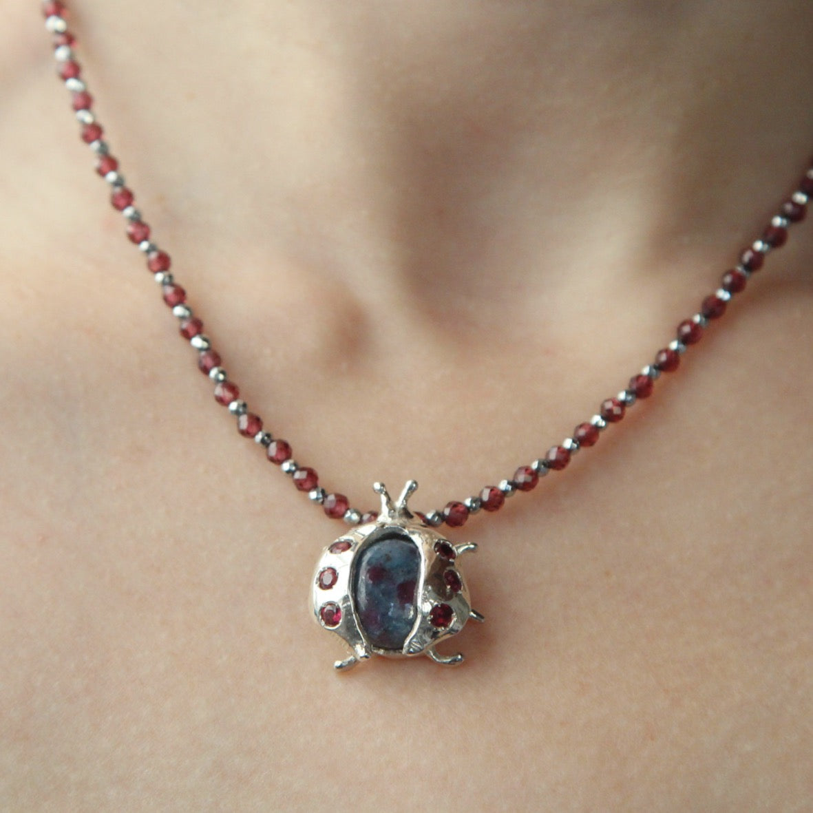 Collana Coccinella