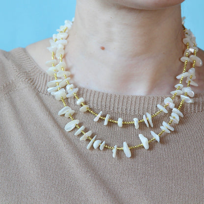 Collana essenziale madreperla
