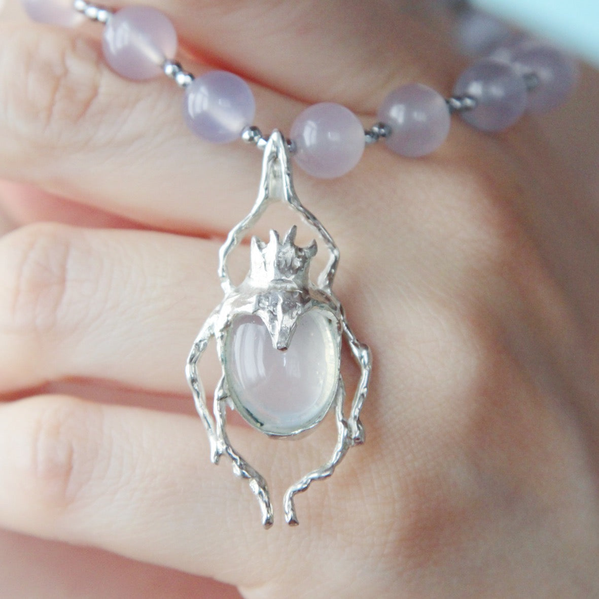 Collana scarabeo Luna