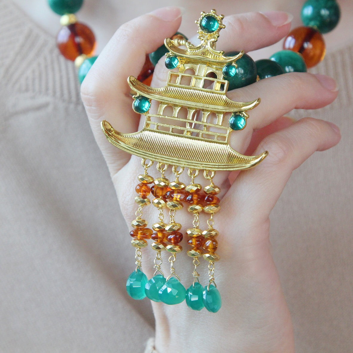 Collana Pagoda