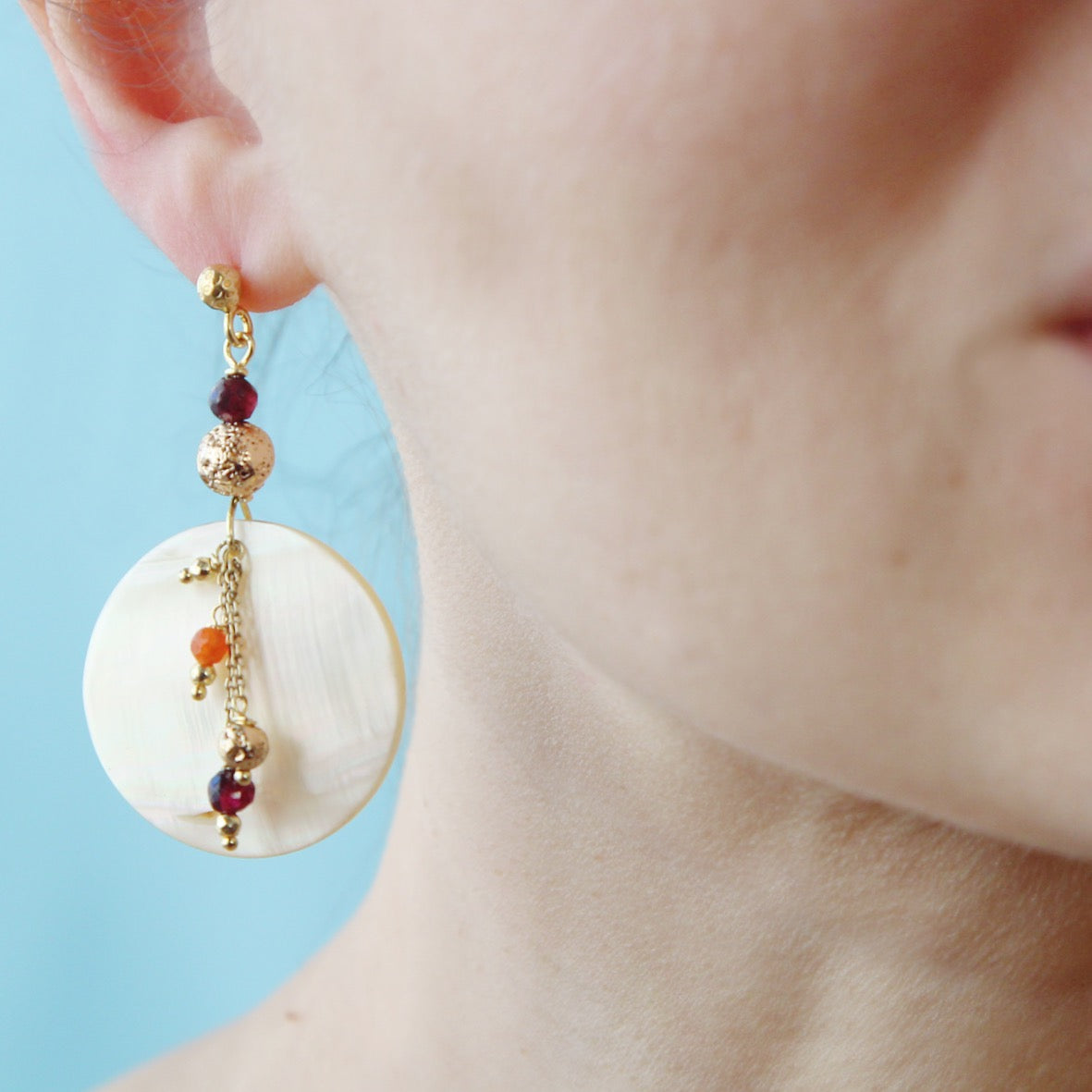 Orecchini madreperla corti