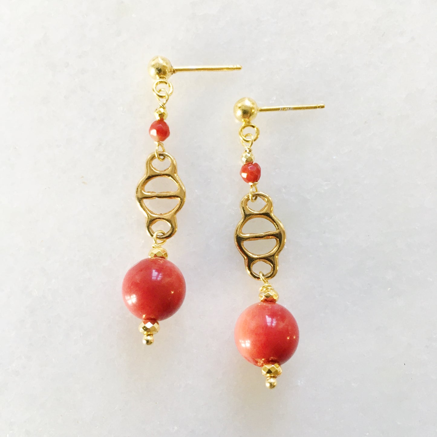 Orecchini Decò rossi corti