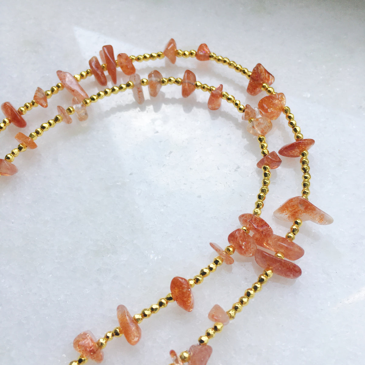 Collana essenziale pietra del sole