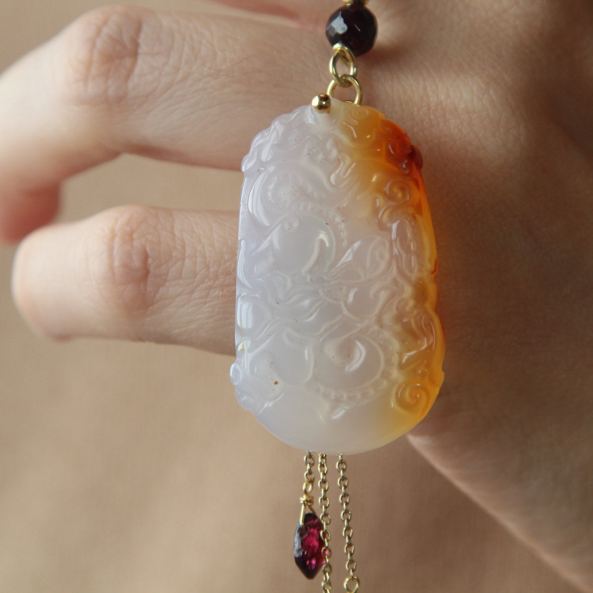 Ciondolo Drago Corniola